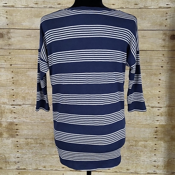 Market & Spruce Careen V-Neck Dolman Knit Top - Picture 7 of 9